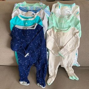 Set of 7 Sleepers footies NB Newborn
